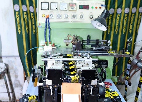 Infrastructure ultrasonic-cutting-machine